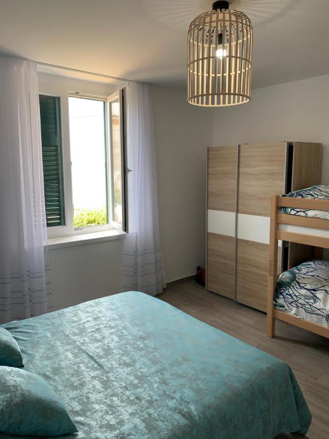 Apartman Viskovic Koromačno Exteriér fotografie